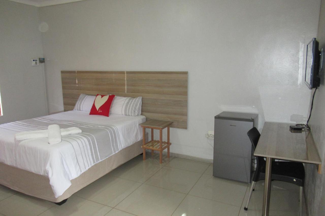 Pab-Love Guest House Kuruman Ngoại thất bức ảnh