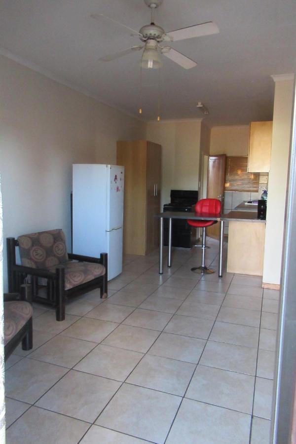 Pab-Love Guest House Kuruman Ngoại thất bức ảnh