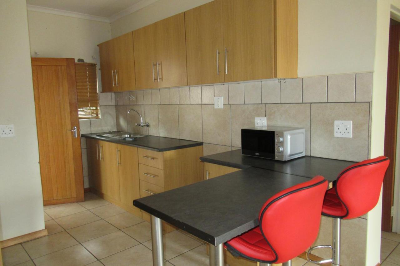 Pab-Love Guest House Kuruman Ngoại thất bức ảnh