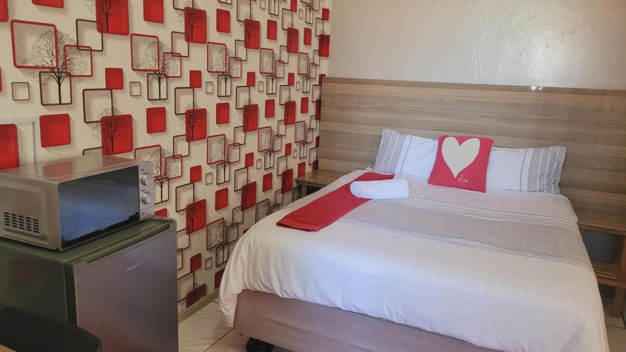Pab-Love Guest House Kuruman Ngoại thất bức ảnh