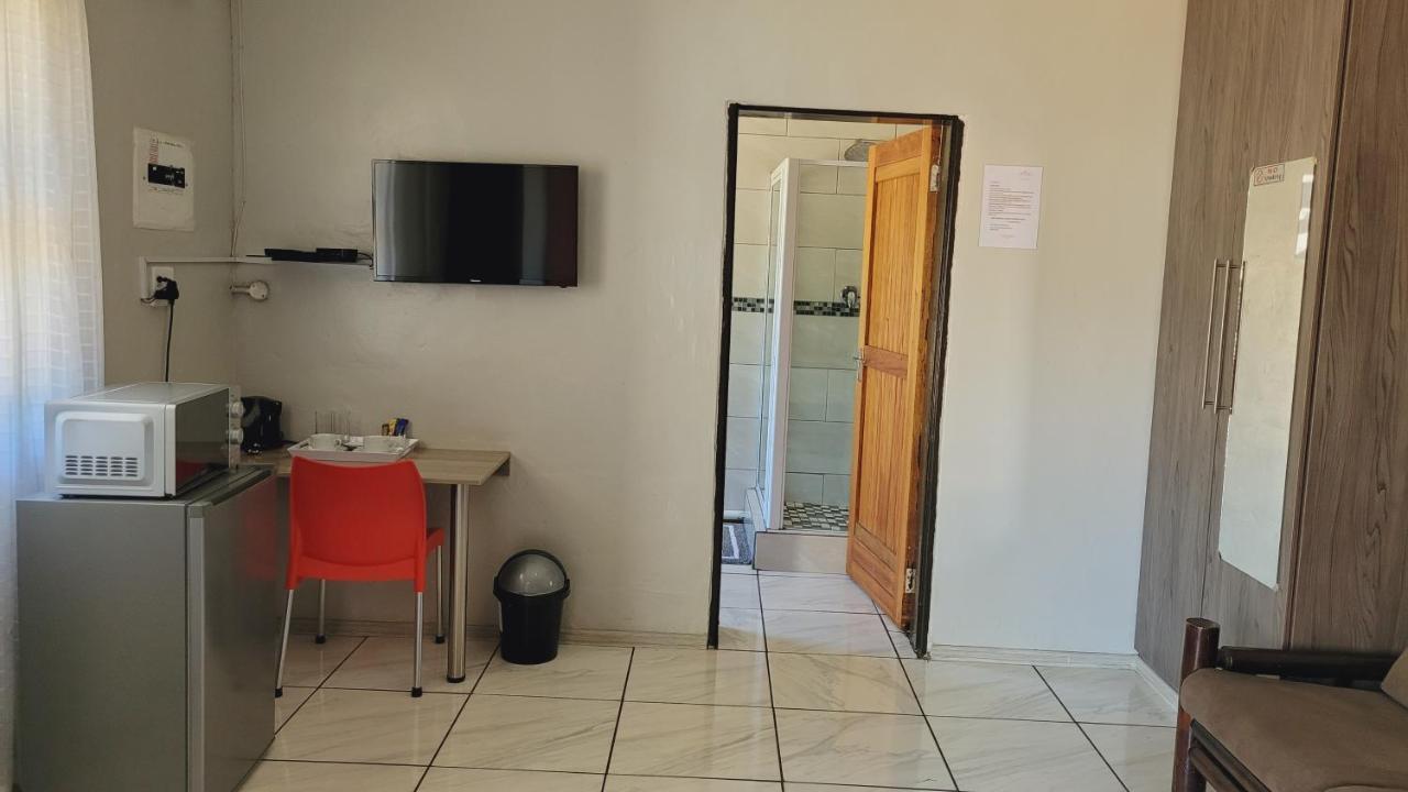Pab-Love Guest House Kuruman Ngoại thất bức ảnh
